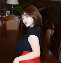 Jesly - escort in Phuket Photo 1 of 4