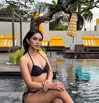 Jeslyn Amanda - Independent escort - puta in Bali Photo 25 of 27