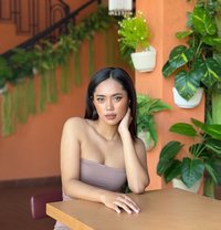Jeslyn Can Squirting - puta in Bali Photo 21 of 24