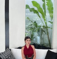 Jeslyn - escort in Bali Photo 1 of 6