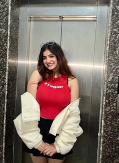 Jesmin - Male escort in Hyderabad Photo 3 of 8