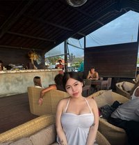 Jess - Transsexual escort in Jakarta