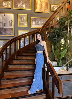 Jess Jhonson - escort in Bali Photo 2 of 6