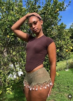 JESS EXCLUSIVE - escort in Noida Photo 2 of 4