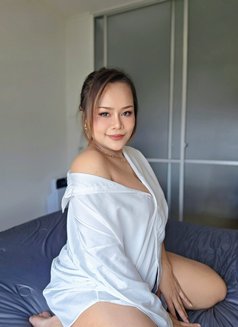 Jess - masseuse in Bangkok Photo 3 of 7