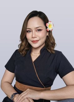 Jess - masseuse in Bangkok Photo 7 of 7