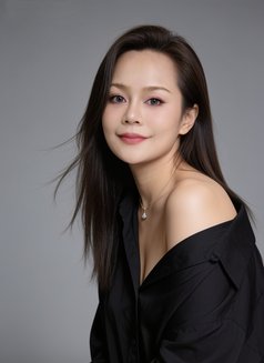 Jess - masseuse in Bangkok Photo 4 of 6