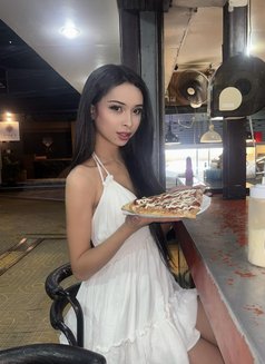 Jess - Transsexual companion in Phuket Photo 6 of 7