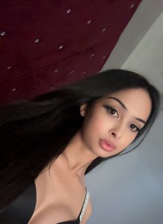 Jess - Acompañante transexual in Phuket Photo 8 of 8