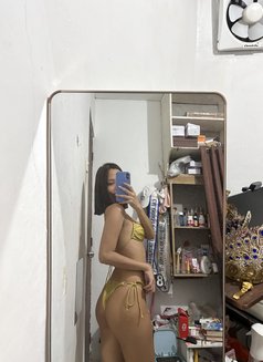 Jess Yvone - Acompañantes transexual in Manila Photo 4 of 7