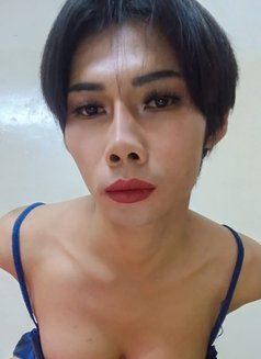 Jesse - Transsexual escort in Muscat Photo 8 of 8
