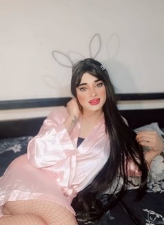 Jesse - Transsexual escort in Beirut Photo 13 of 13