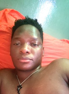 Jesse - Male escort in Dubai Photo 8 of 9