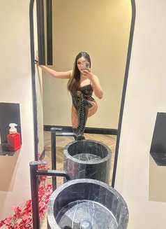 Jessi Wan - Transsexual escort in Riyadh Photo 21 of 24