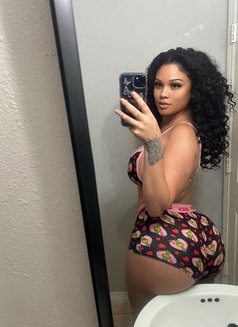 Jessica - escort in Okinawa Island Photo 3 of 4