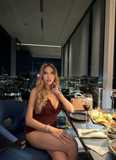 Jessica BIG COCK HOT SEX - Transsexual escort in Osaka Photo 23 of 28