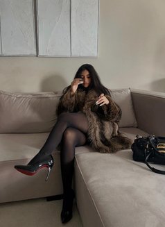 Jessica - escort in Dubai Photo 1 of 9