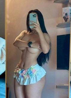 Jessica - escort in Dubai Photo 4 of 5