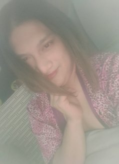 Jessica - Male escort in Dubai Photo 3 of 4