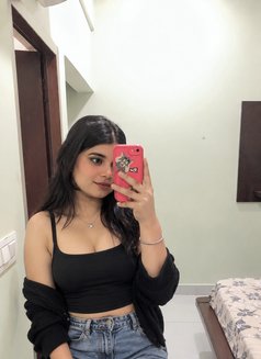 Jessica - escort in Chandigarh Photo 1 of 3