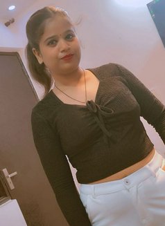 Jessica - escort in Hyderabad Photo 2 of 4