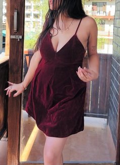 Jessica - escort in Pune Photo 2 of 7
