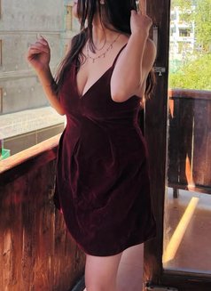 Jessica - escort in Pune Photo 3 of 7