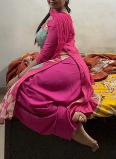 Jessica - escort in Surat Photo 6 of 7