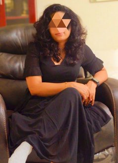 Jessica Jasmine - puta in Dubai Photo 4 of 4
