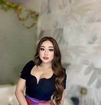 Jessica massage and sex - Transsexual escort in Abu Dhabi Photo 13 of 14