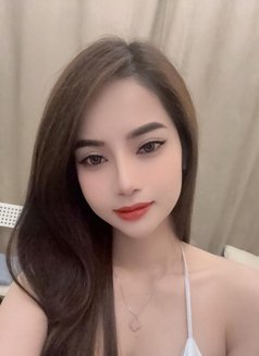 Jessica - escort in Dubai Photo 2 of 5