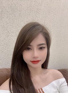 Jessica - puta in Dubai Photo 6 of 12