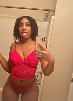 Jessica - escort in Dammam Photo 14 of 16