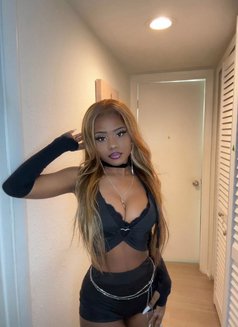 Jessica - escort in Dammam Photo 8 of 20