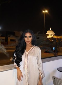 AMIRAH - Acompañantes transexual in Riyadh Photo 29 of 30