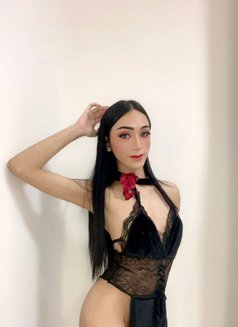 Jessica - Transsexual escort in Şalālah Photo 7 of 8