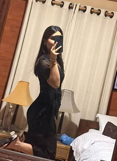 Jessica for hand cash service - escort in Kathmandu Photo 2 of 2
