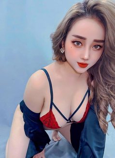 Jessica - escort in Mumbai Photo 7 of 11