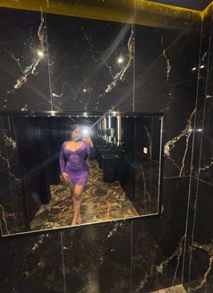 Jessica69 Last week in abu dhabi 🇦🇪 - Transsexual escort in Abu Dhabi Photo 6 of 11