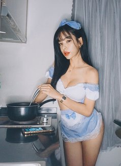 Jessie - Transsexual escort in Hong Kong Photo 17 of 22