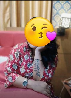 Jessika - puta in Noida Photo 2 of 2