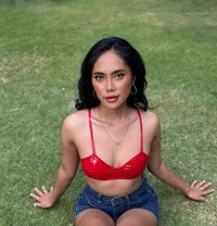 Jesslyn petite girl - puta in Bali Photo 7 of 24