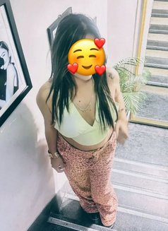 One and only hand cash service - escort in Kathmandu Photo 2 of 2