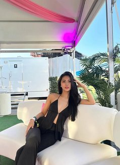 Jessy - puta in Guangzhou Photo 3 of 4