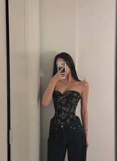 Jessy - escort in Shenzhen Photo 1 of 5