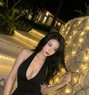 Jessy - puta in Shenzhen Photo 1 of 3