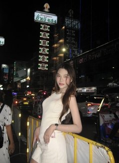 Jessy - Acompañantes transexual in Kuala Lumpur Photo 2 of 6