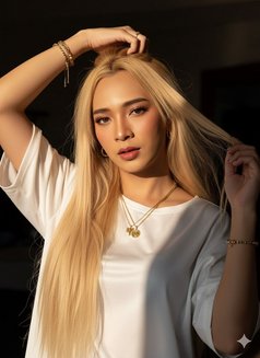 Jessy - escort in Bangkok Photo 17 of 19