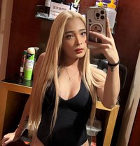 Jessy - escort in Macao Photo 1 of 19