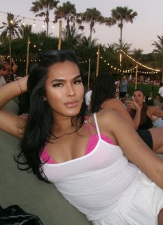 JESSY FLIPFLOP FIERCE - Acompañantes transexual in Bali Photo 16 of 17